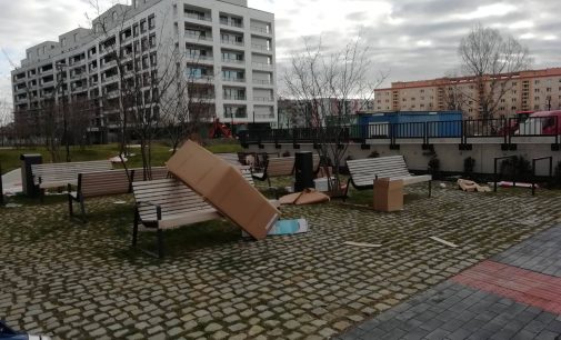 Bratislava: Vietor urobil smetisko