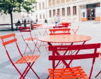 V Bratislave si verejne môžete opäť posedieť